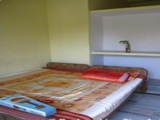 Maruti Guest House Varanasi Esterno foto